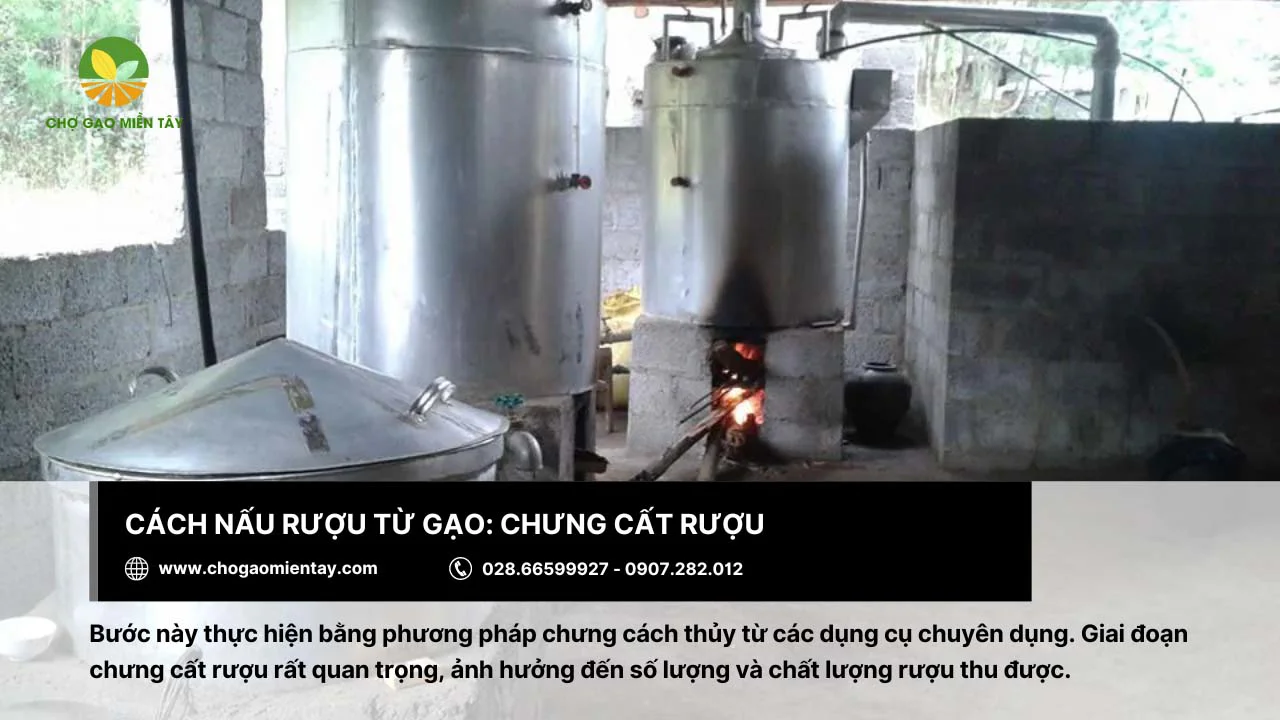 Chưng cất rượu bằng những dụng cụ chuyên dụng