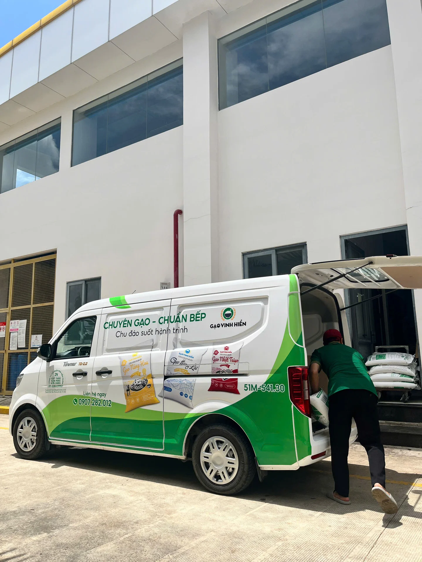 Gạo Từ Thiện Vinh Hiển